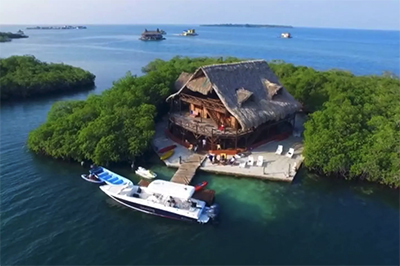 Airbnb - private island in Cartagena Coral Reef Sanctuary, Cartagena, Bolívar, Colombia.