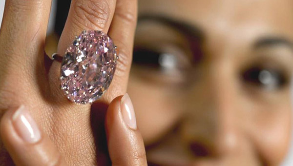Click on the photo to check out TOP 60 biggest & most FAMOUS expensive legendary (historical) DIAMONDS.